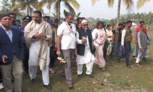 বাবার নামের কলেজে এসে আবেগাপ্লুত যুবলীগ চেয়ারম্যান পরশ