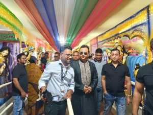 মহা ভারতের উপাক্ষান শিকদার বাড়ীতে ৫০১টি প্রতিমা নিয়ে দূর্গাপূজা