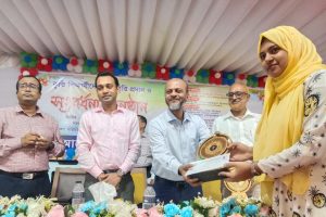 বাগেরহাট জেলা পরিষদের পক্ষ থেকে ৪১৮ জন মেধাবি শিক্ষার্থীদের শিক্ষাবৃত্তি প্রদান 